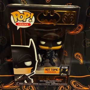 Funko pop - batman grim knight (hot topic)